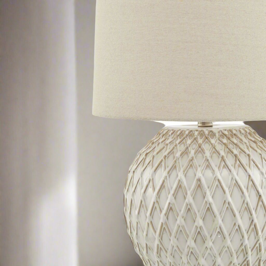 Lattice Ceramic Table Lamp With Linen Shade