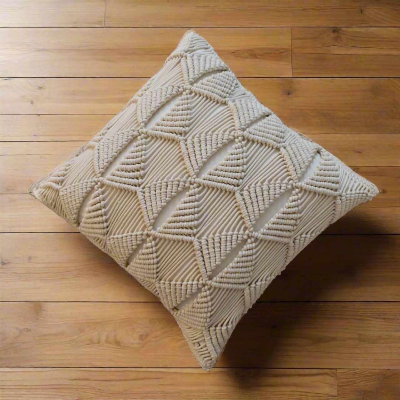 2x Esmi Natural White Cushions