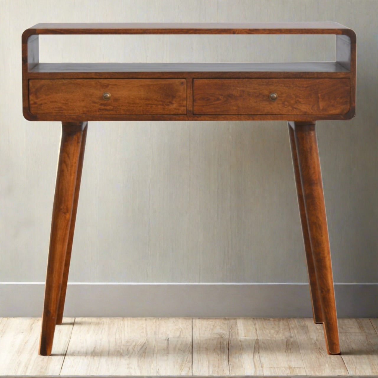 Elegant console table in chestnut finish