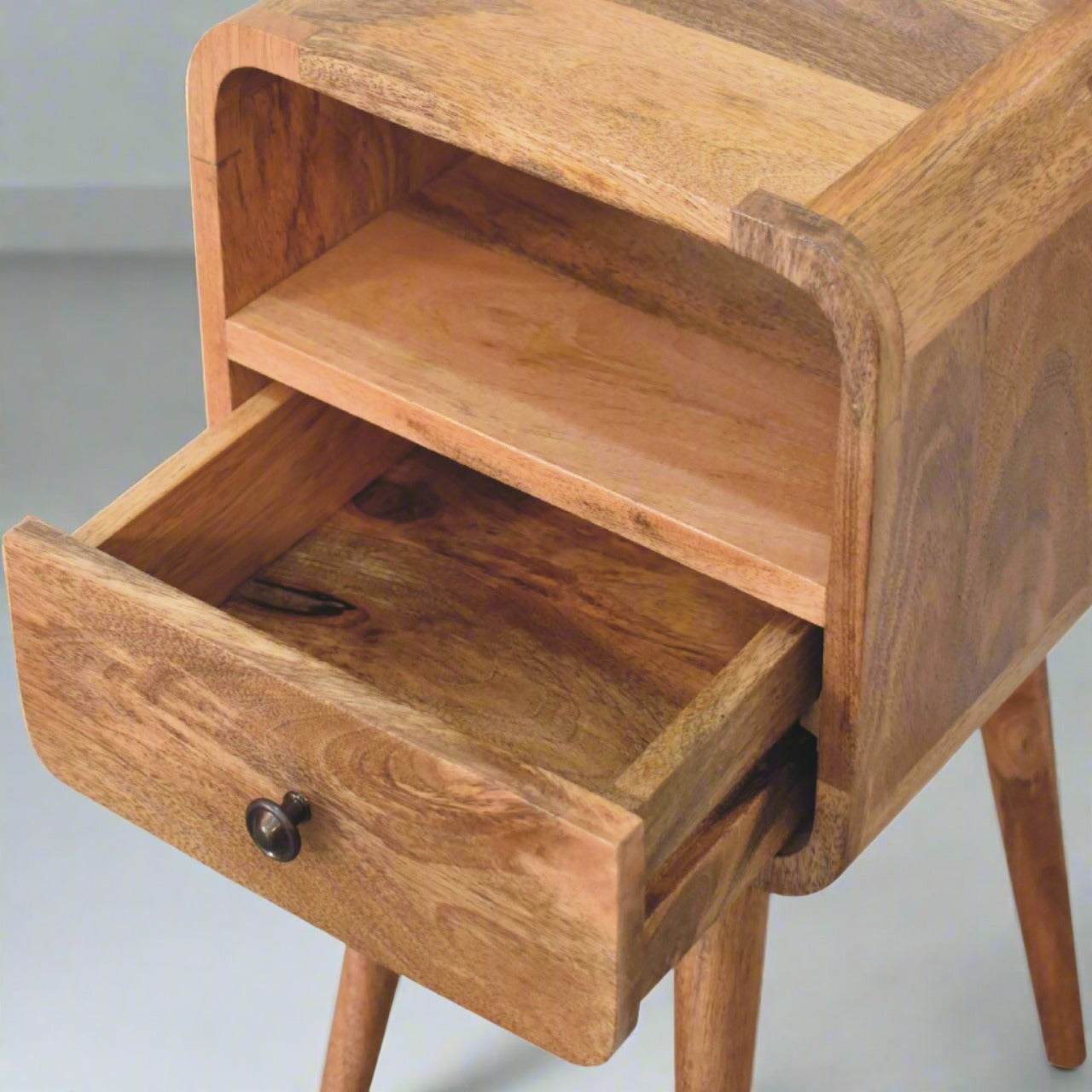 Stylish Mango Wood Bedside Table - Perfect for Any Bedroom