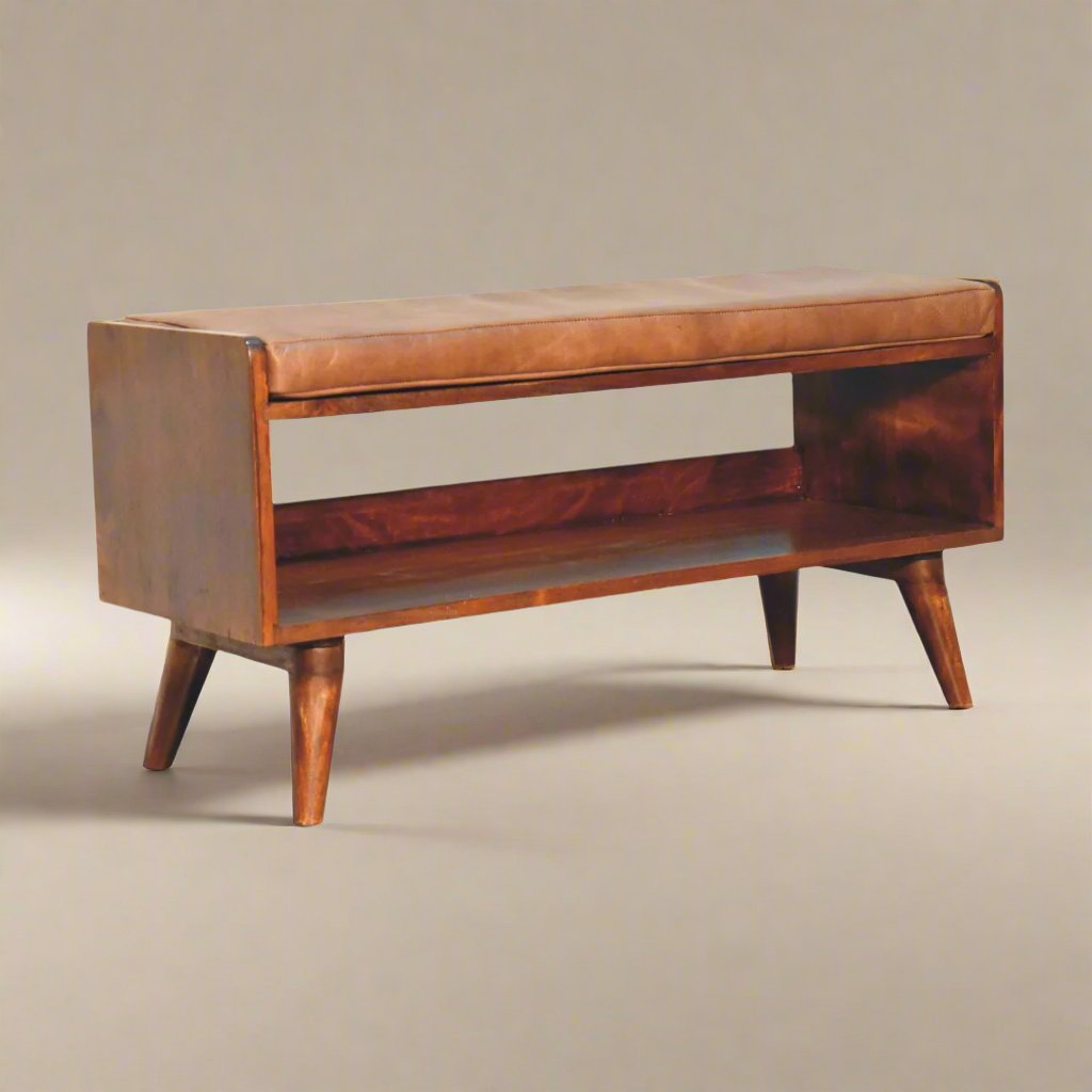 Chestnut Bench with Brown Leather Seatpad