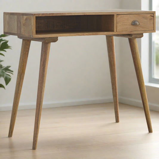 Elegant work desk