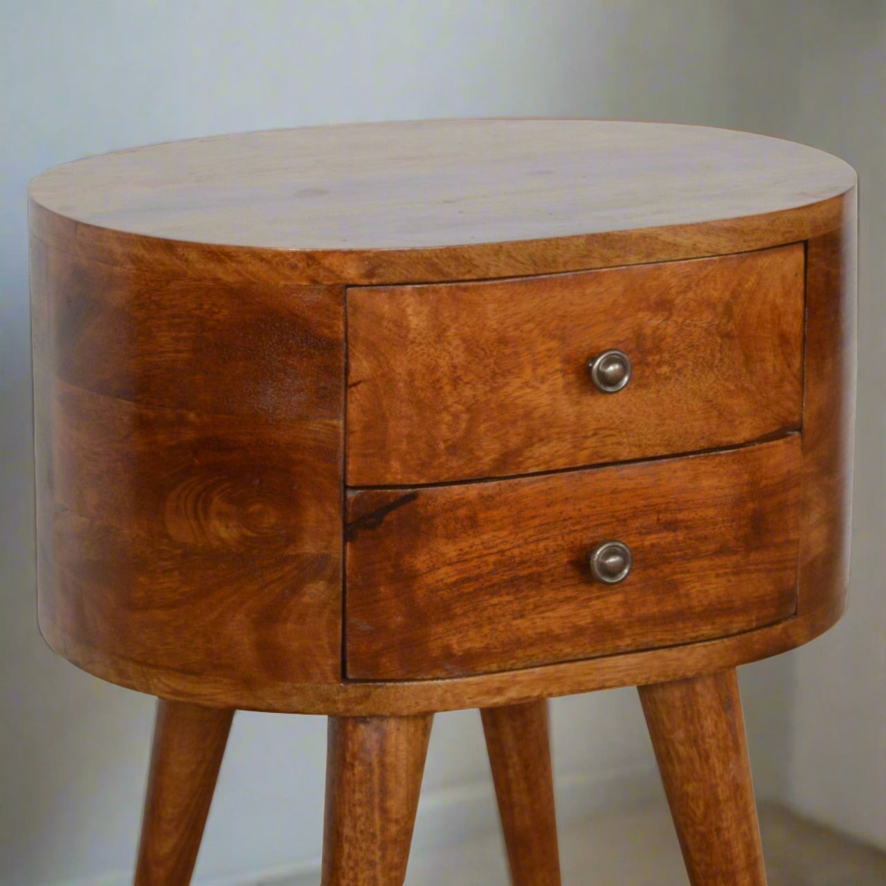 Mini drawer bedside table with shiny knobs