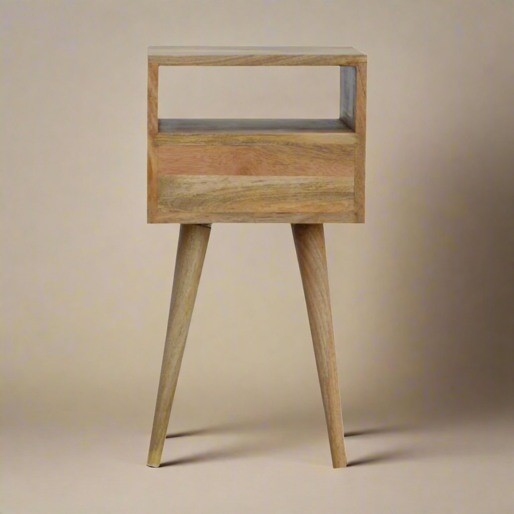 Mini Oak Finish Bedside table with 1 Drawer